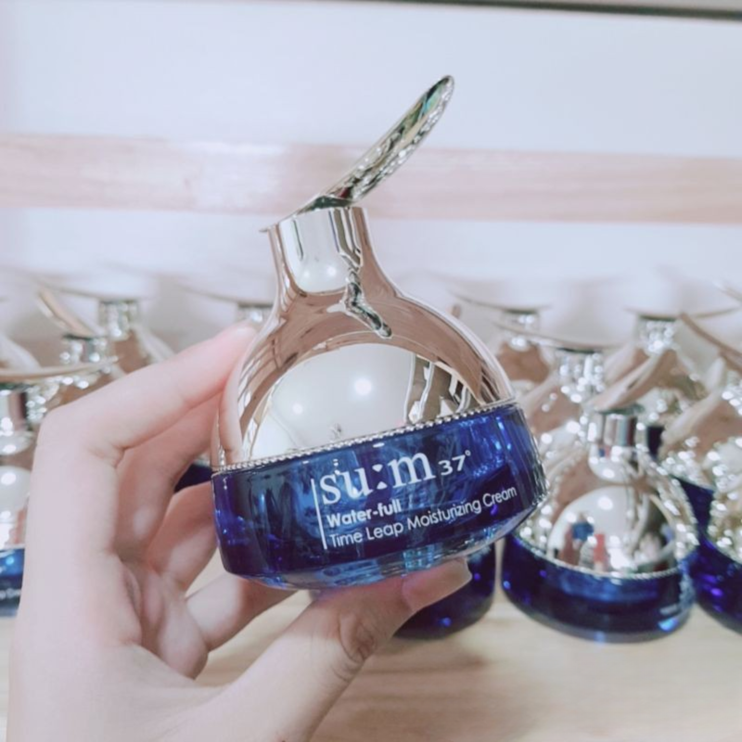 Su:m37° water-full time leap moisturising cream
