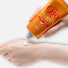 Kose Coenrich Hand Cream 80g ( Whitening Cream) - Lili Beauty