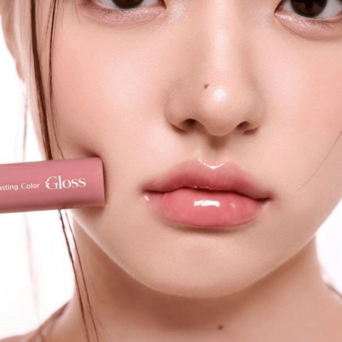 Romand glasting color gloss 03 rose finch - Lili Beauty