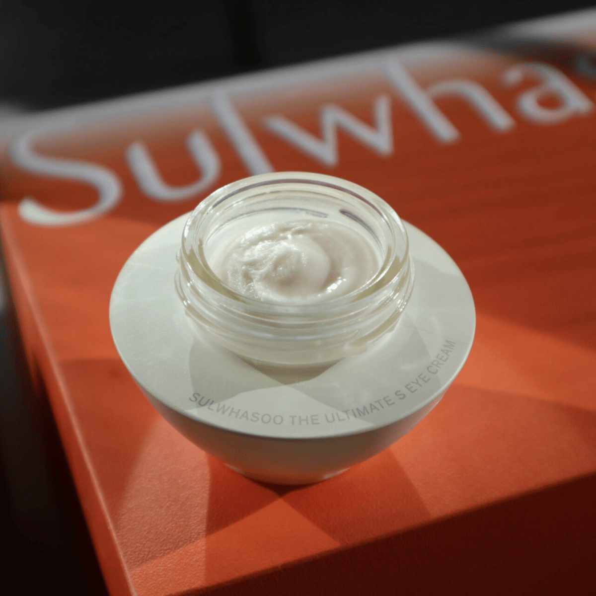 Sulwhasoo ultimate eye cream / 1ml (12 pcs) - Lili Beauty