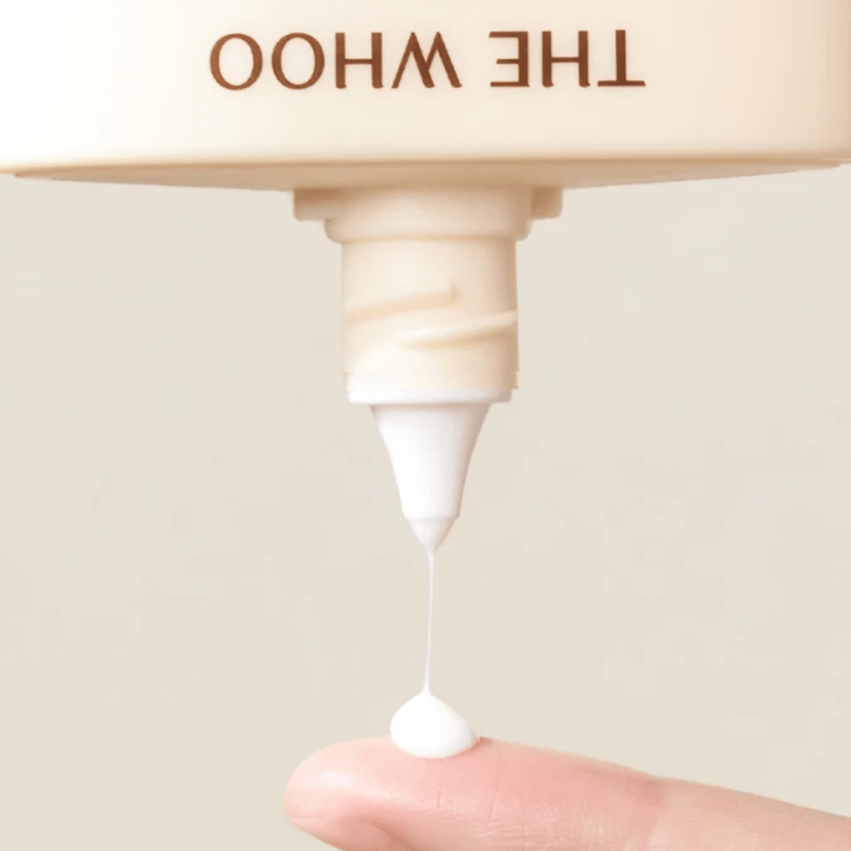 The history of whoo gongjinhyang jinhaeyoon sunquid set - Lili Beauty