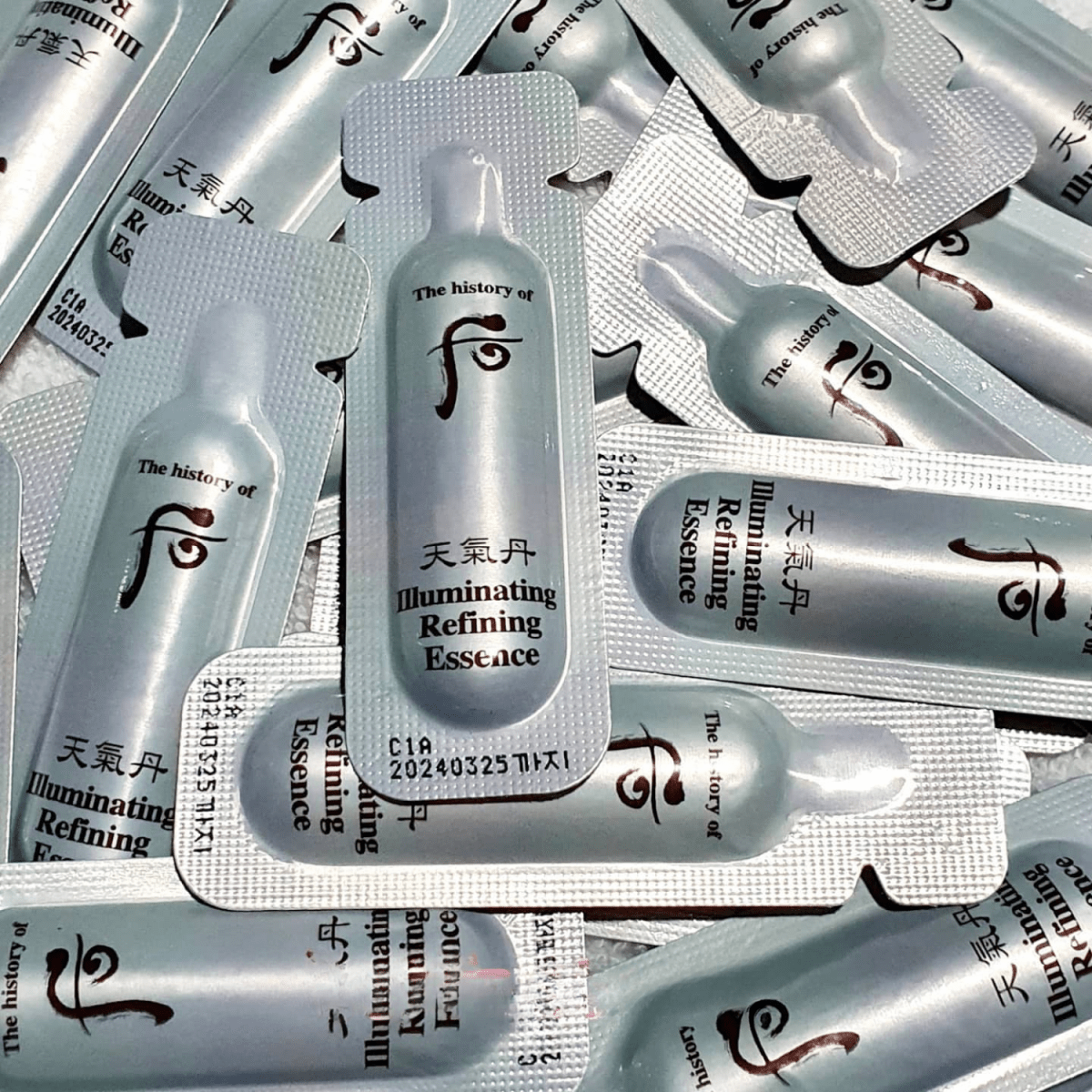 The history of whoo illuminating refining essence/1ml (60pcs) - Lili Beauty