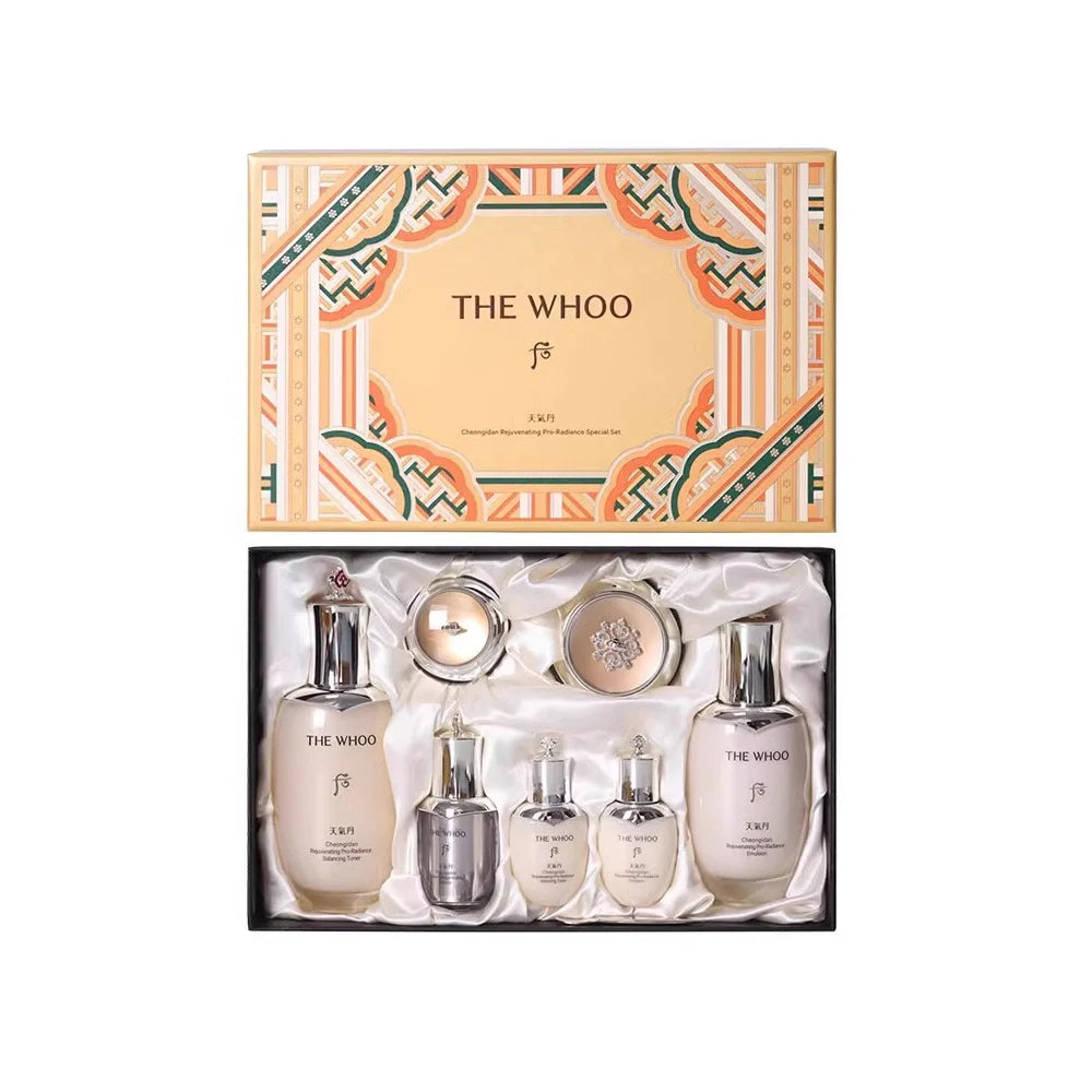 The History of Whoo Cheongidan Rejuvenating Pro-Radiance Special Set